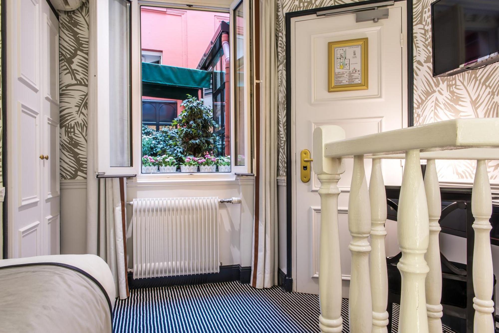 Classic Single Room